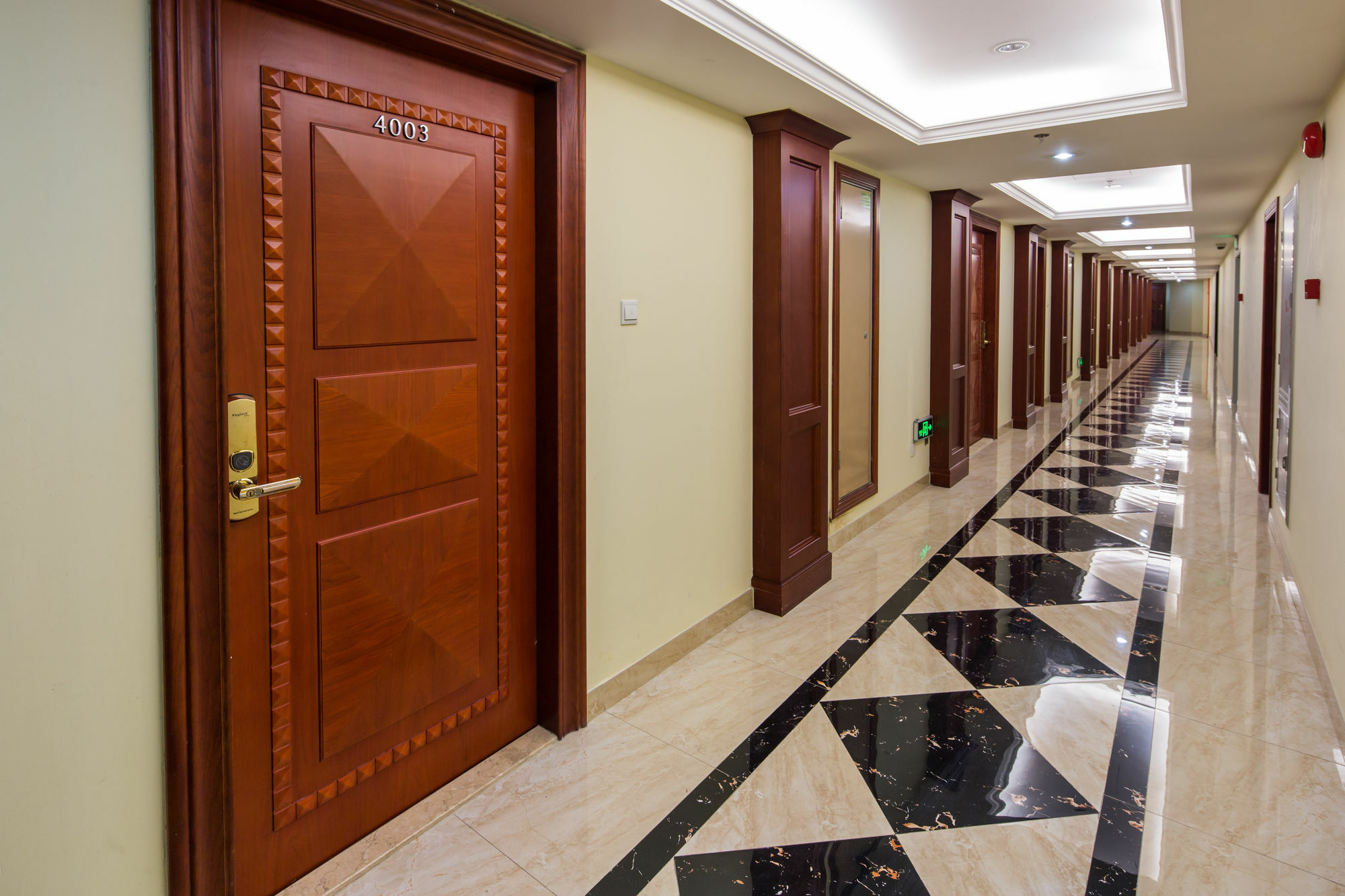 גואנגג'ואו Waifiden Grand Easter International Apartment מראה חיצוני תמונה